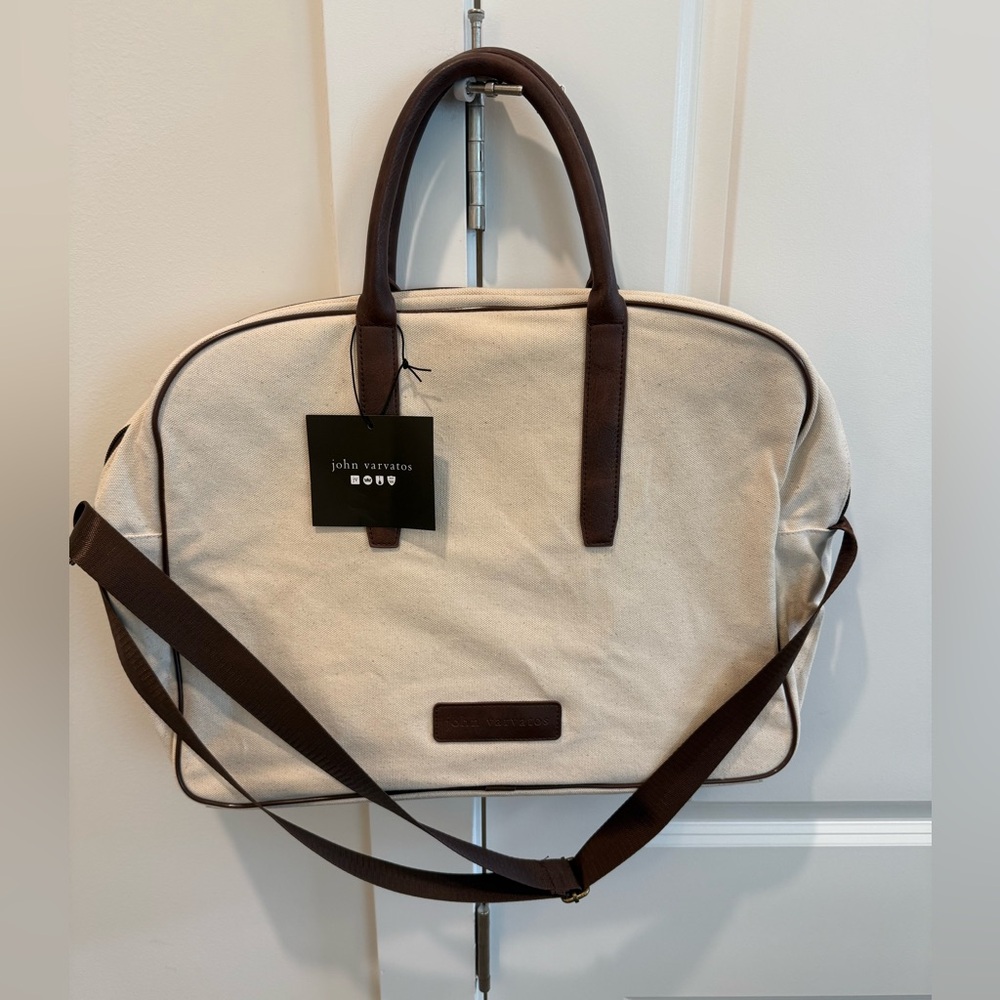 NEW John Varvatos Canvas
Crossbody Messenger Travel Bag Duffle Cream Brown